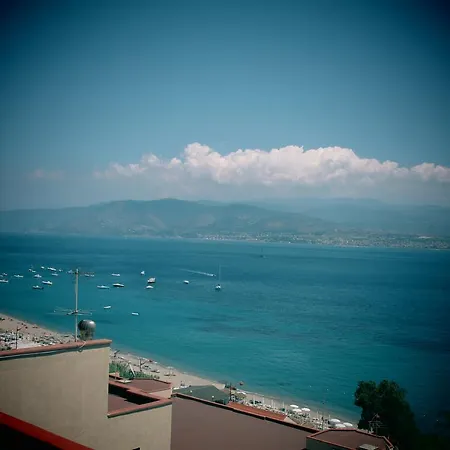 فندق مبيت وإفطار Felicidad Siempre Sant'Agata (Sicily)