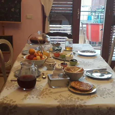 Felicidad Siempre לינה וארוחת בוקר Sant'Agata (Sicily)
