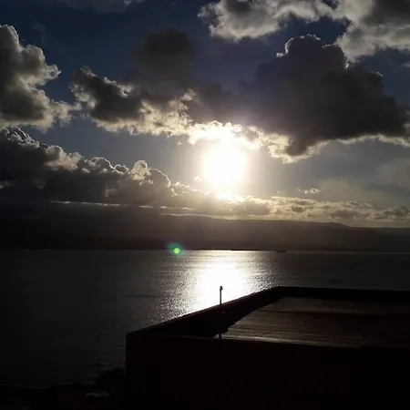 Felicidad Siempre Sant'Agata (Sicily)